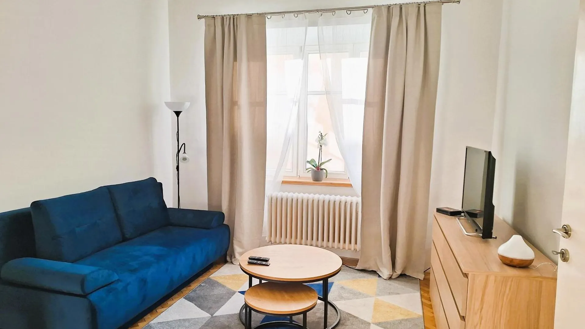 הקונטקטים של St. Hubert House